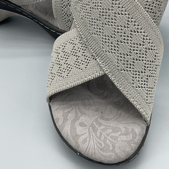NEW JBU Women’s Alyssa Wedge Sandals Grey Shimmer Size 8M - Picture 7 of 11